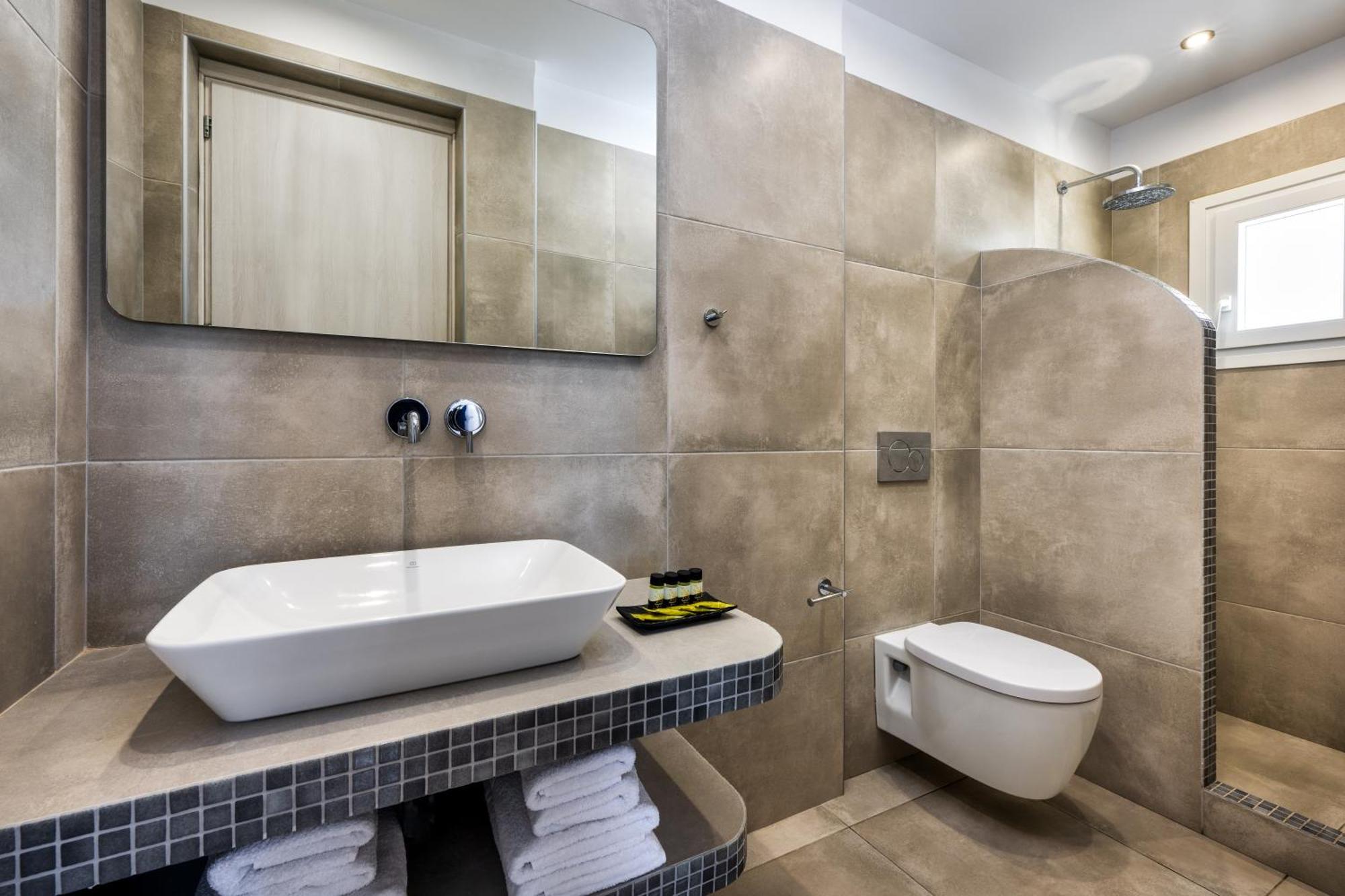 Kavallaris & Apartahotel 2*